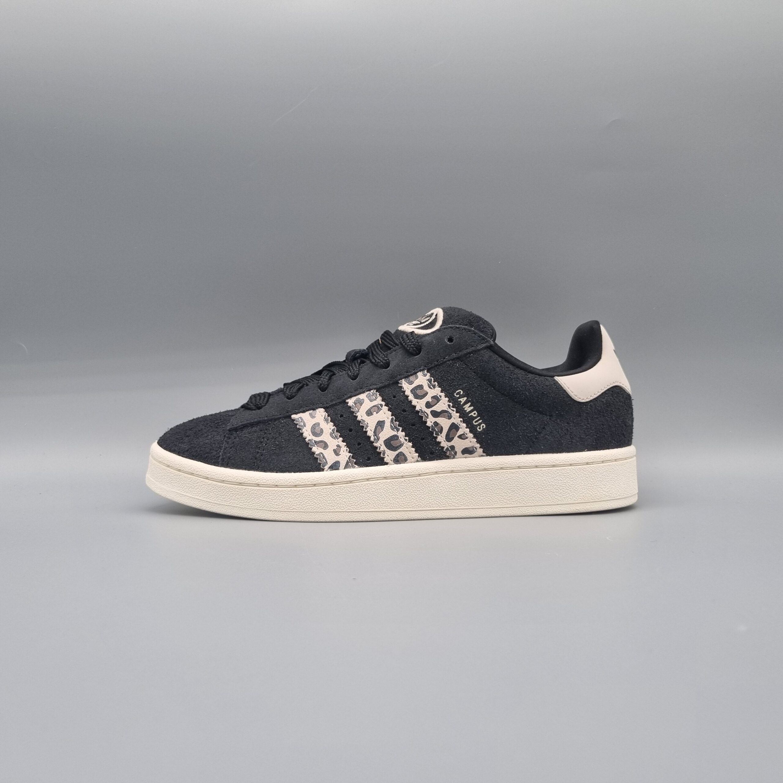 Black adidas campus womens online