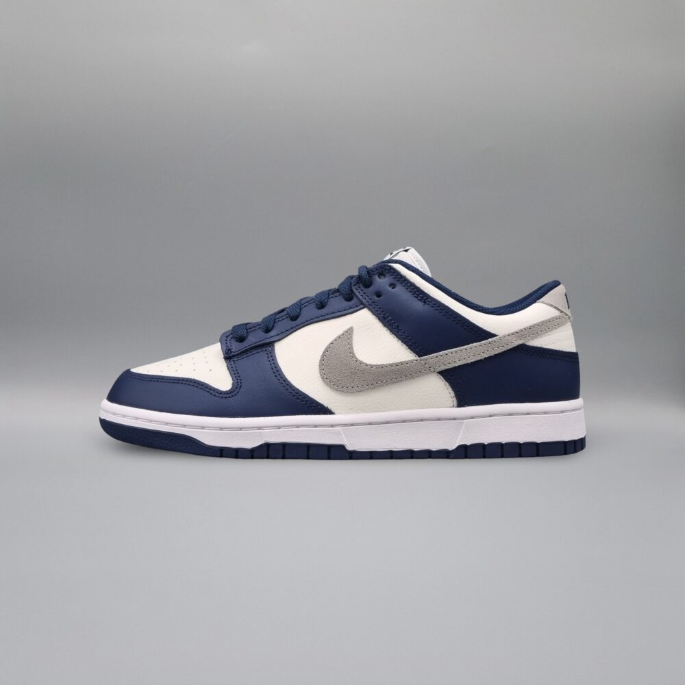Nike Dunk Low Midnight Navy