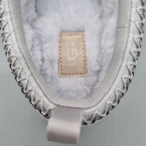 UGG Tazz Kids Slipper Silver Smoke – Bild 3