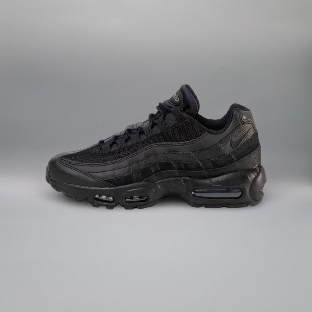 Nike Air Max 95 Essential Triple Black