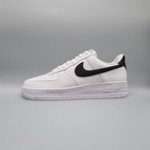Nike Air Force 1 Low '07 White Black Pebbled Leather