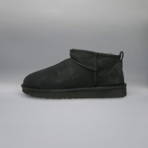 UGG Classic Ultra Mini Black