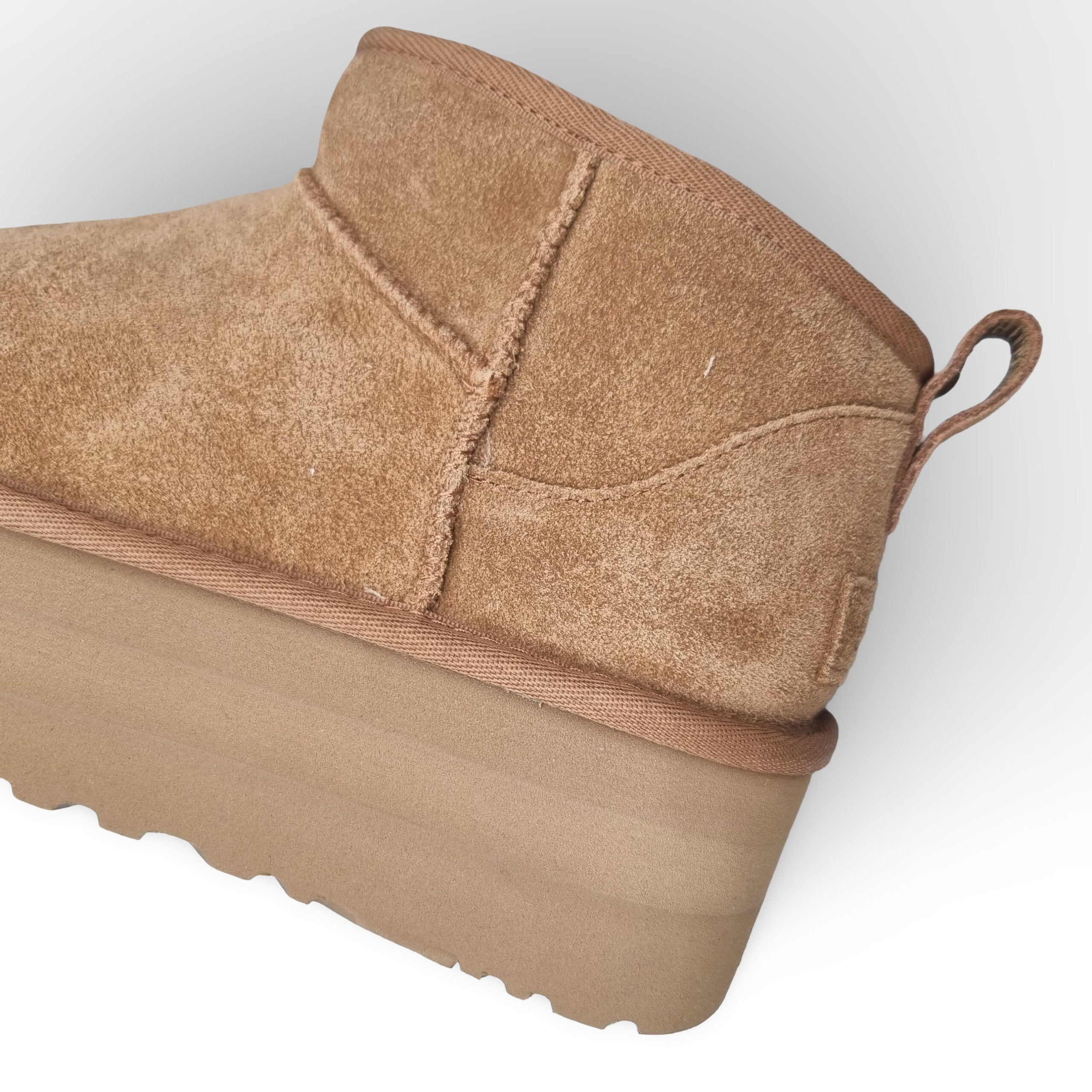 UGG Classic Ultra Mini Plattform Chestnut – Bild 3