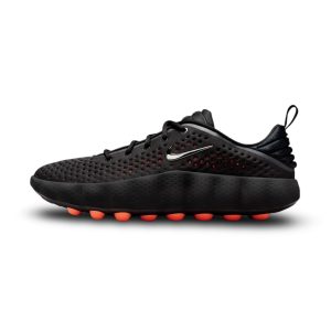 Nike Mind 002 Black Hyper Crimson